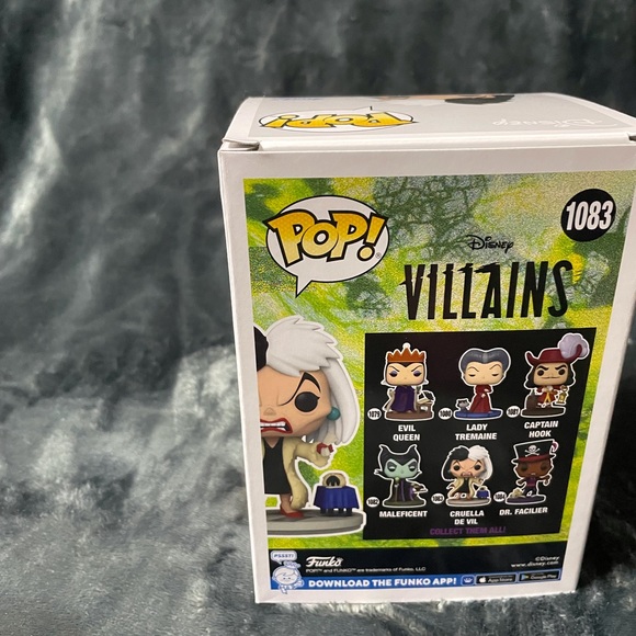 Disney Cruella De Vil #1083 Funko Pop - Picture 6 of 8